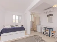Bebis House Hotels in Klouvas