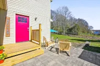 The Cottage at Amos Lake