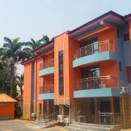 Madaki's Executive Suites