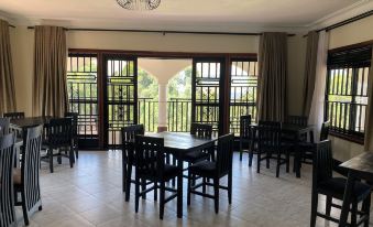 The Fortuna Hotel and Cafe