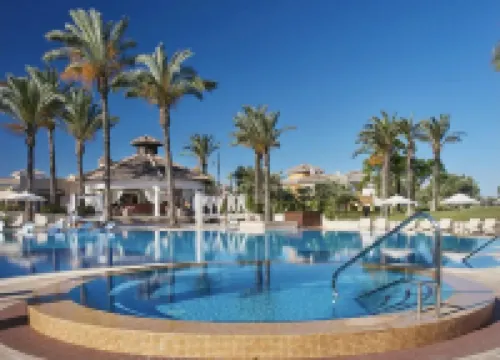 3卧別墅/馬爾梅諾高爾夫球場/温水泳池/露台