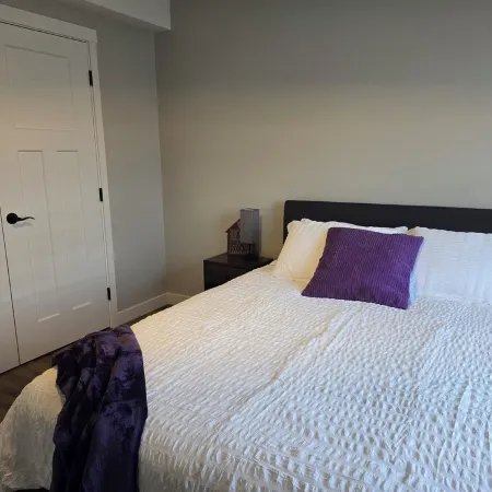 Cozy 3-bedroom Condo at Stadium Place