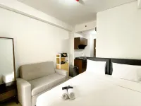 Good Choice and Homey Studio Transpark Cibubur Apartment Отели в г. Джакарта
