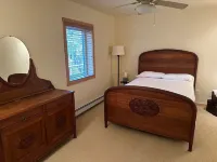 Upscale 3-bedroom lakefront house in Talkeetna