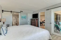 Fully Remodeled Condo with Atlantic Ocean View and Access to Private Fishing Pier by RedAwning