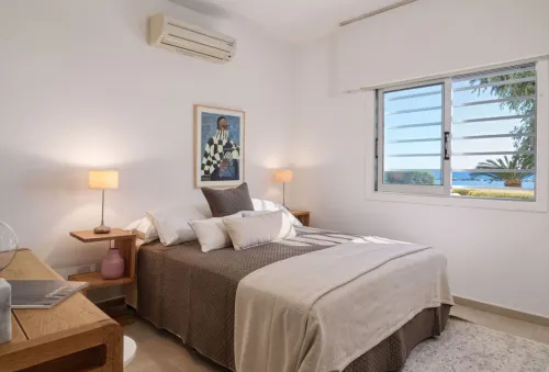 City Seafront Haven - 2 Bed Luxury Apartment