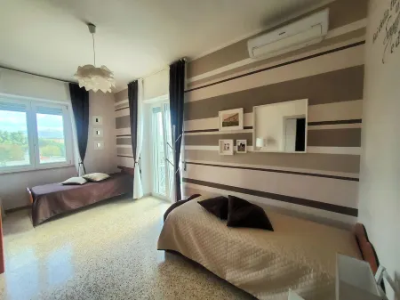 New and comfortable apartment with a splendid view of the Royal Palace of Caserta