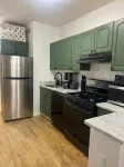 Spacious 3BR King Bed, 10mins to Train and 20mins to EWR