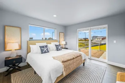 NEW! 1 minute to beach-Ocean Views-Hot Tub-Waffles for Breakfast Hotels near Brady's Oysters