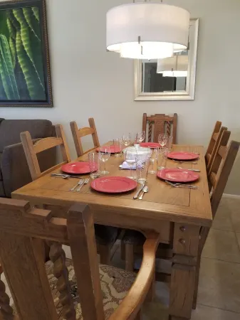 1 level with garage, near downtown Gilbert & Chandler