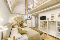 Mario Leggio 83, as at home