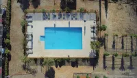 Miluna - Pools