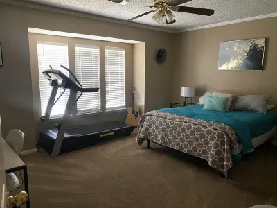 Spacious room in quiet subdivision