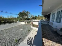 Spacious 3 bdr/2 bath apartment near Buye and La Mela, full A/C, WiFi, sleeps 8