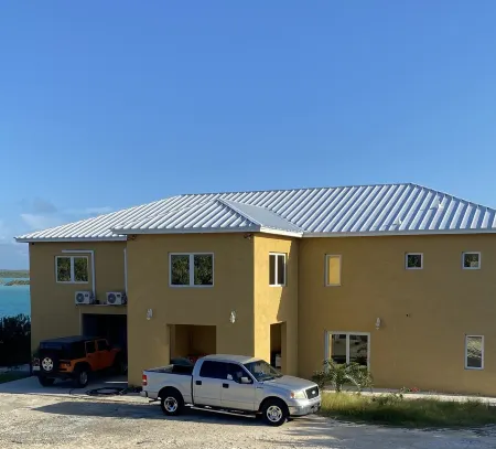 The Four Breezes With Pool and View Отели рядом с достопримечательностью «Turks and Caicos Island»