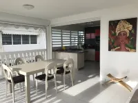 MAGNIFICENT T4, overlooking the lagoon of St François