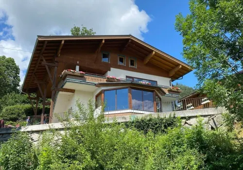 Private apartment 220m2 8 to 15 persons, Haus Stefin, Zell am See Hotels in Piesendorf