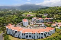 Stunning 4BR Penthouse with Ocean & Golf Views - Wyndham Residence