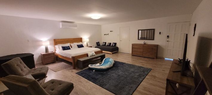 OCEAN FRONT-SUNSETS-PRIVATE POOL2 or 3 bedrooms サヴァネータのホテル