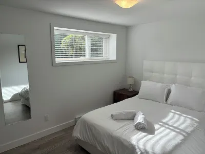 Large 2 bedroom private suite