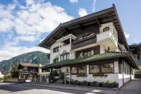 Hotel Jagerhof Hotels in Finkenberg