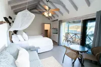 Luxury Villa 3 Bdrm, Located Galleon Beach, English Harbour, Moondance Antigua Hotels in 