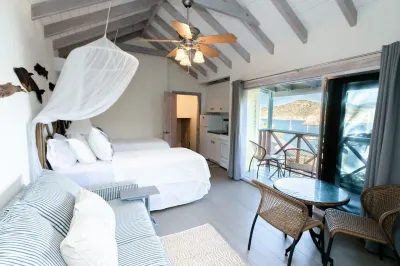 Entire Luxury Property, Villa +4 cottages, English Harbour, Moondance Antigua  호텔