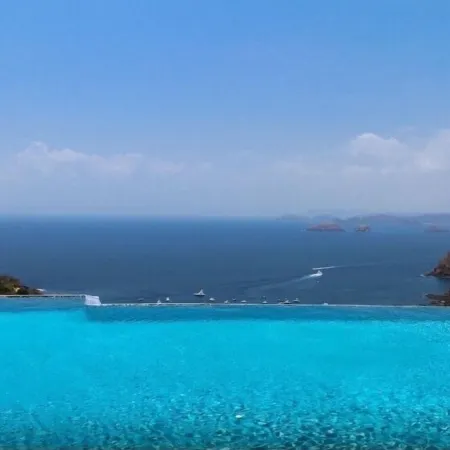 Extraordinary 2br Condo in Ocotal with amazing Bay and Ocean Views!