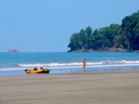 Stunning Ocean View-Rainforest Villa. Concierge, Breakfast/Housekeeping M-F.