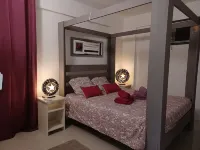 200m from the beach, apartment in a colonial house with swimming pool Các khách sạn ở 