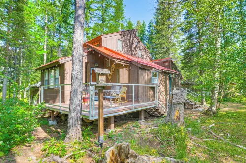 Hungry Horse Cabin w/ Gas Grill, Near Glacier! Hotels in Hungry Horse