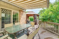 Sterling Heights Getaway w/ Fire Pit! - Wifi