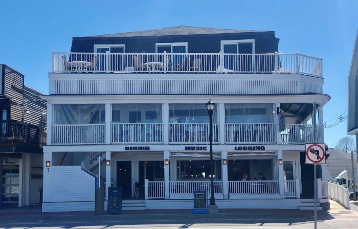 Inn on the Blues