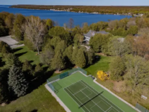 Country House Resort Hotels in Sister Bay