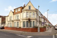 Cherry Tree House Hotels in 