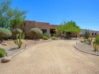Casa Sonoran 3 Bedroom Home by RedAwning Hotels in New River