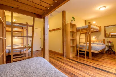Riding Fool Accommodation Hotels in Courtenay