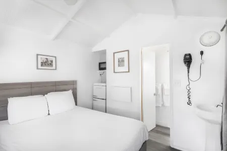 Hermosa Hotel Отели рядом с достопримечательностью «Райли Ботаникал Гарден»