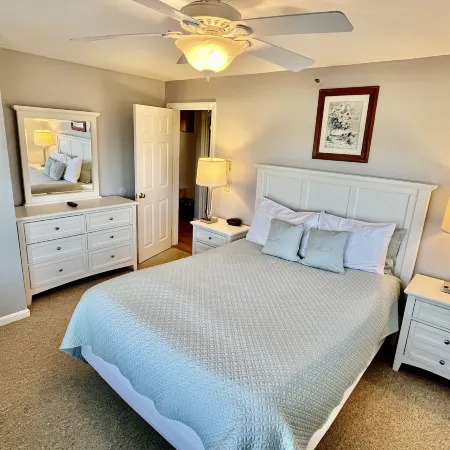 Elmwood Resort Hotel