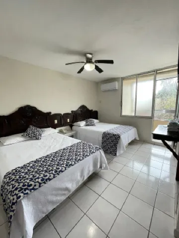 加利福尼亞酒店 酒店