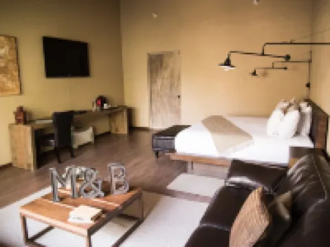 María y Bernardo Casa - Viñedo Hoteles en El Marqués