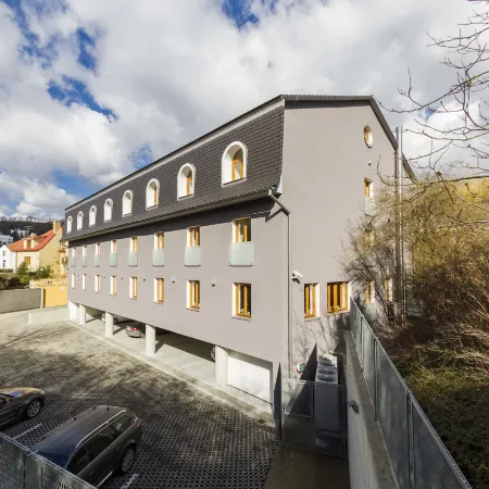 Hotel Herrmes Отели рядом с достопримечательностью «Белая гора»