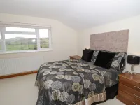 Bryn Derw Holiday Cottage