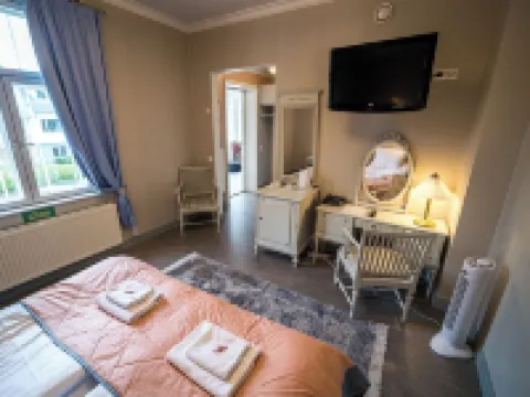 Karolineburg Manor House Hotel Hotels in Kajana