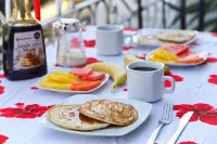 Alexandross Hostel Bnb