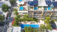 Oasis 12 Hotels near xcaret