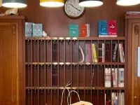 Boutique Hotel Kugel Wien Hotels near نيوباو. .07