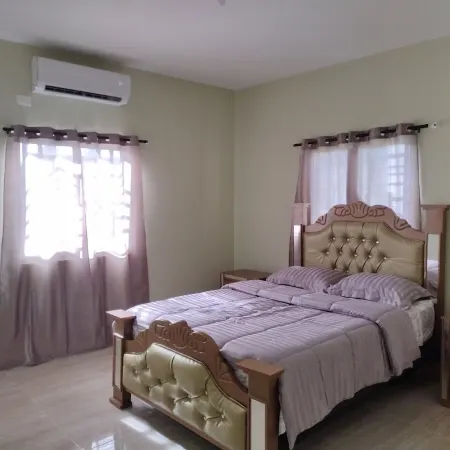 Spacious and unique house closed to beaches & natural monuments!
