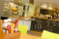 YHA Berwick - С баром