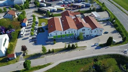 Maiers Hotel Parsberg Отели в г. Парсберг